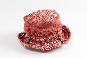 帽子　ニット+布